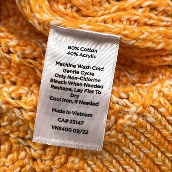 New! Talbots large orange knit crew sweater. - Picture 7 of 7